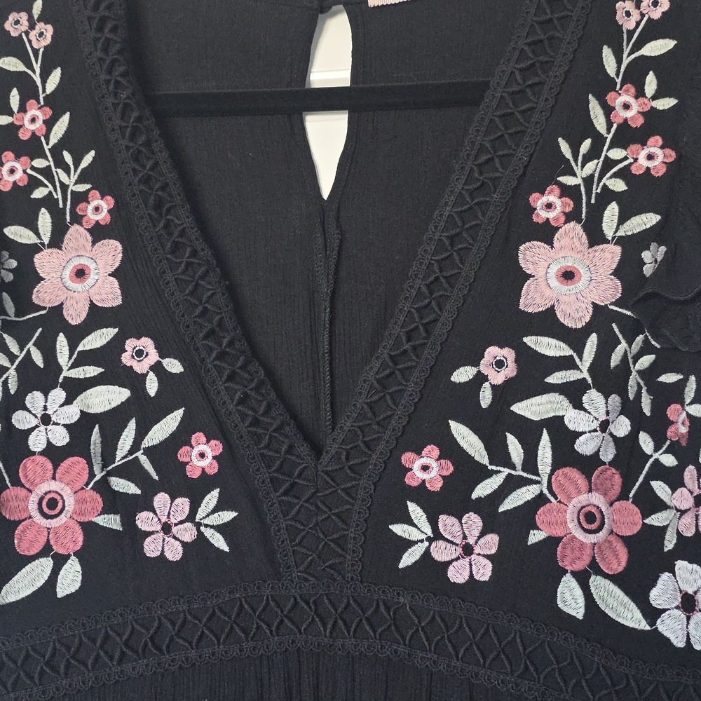Black Top/Dress with Pink, Pale Green, & White Floral Embroidery Size Large - Picture 2 of 5